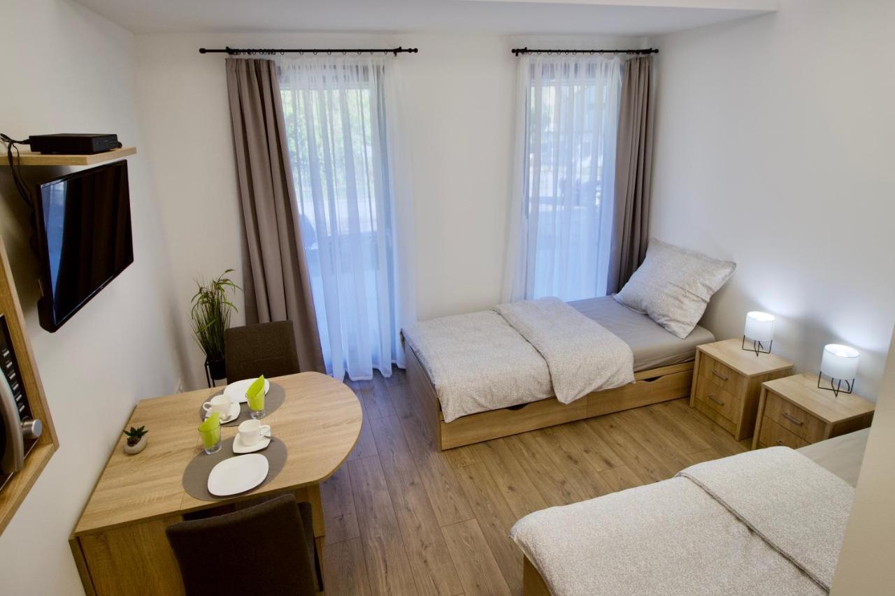 Sport Centrum Apartman Papa Exterior photo
