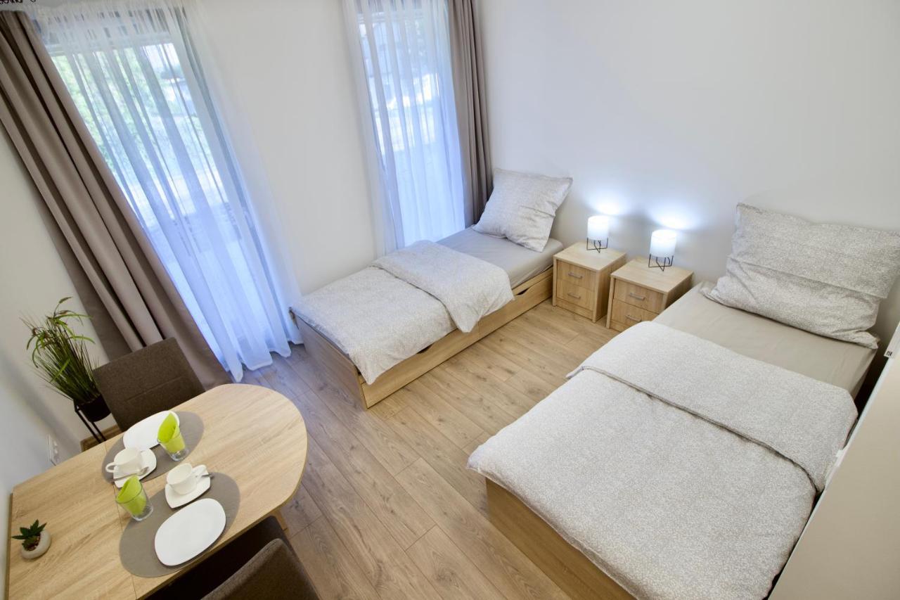 Sport Centrum Apartman Papa Exterior photo