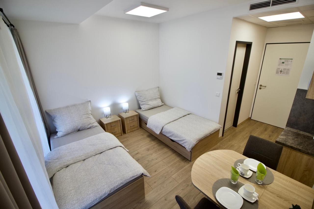 Sport Centrum Apartman Papa Exterior photo